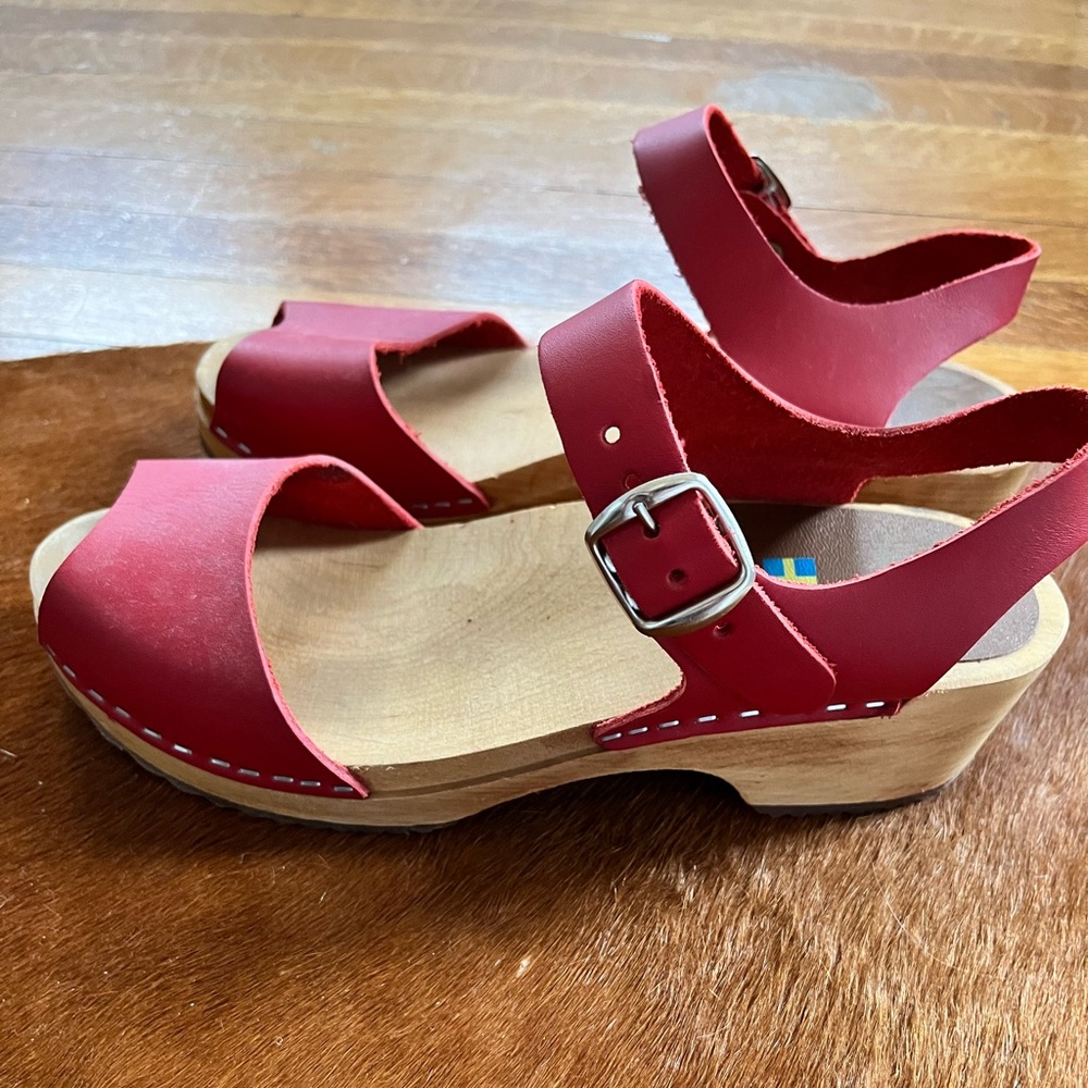 MIA Anja Red Swedish Clogs
